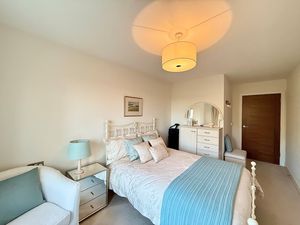 Photo 18- click for photo gallery